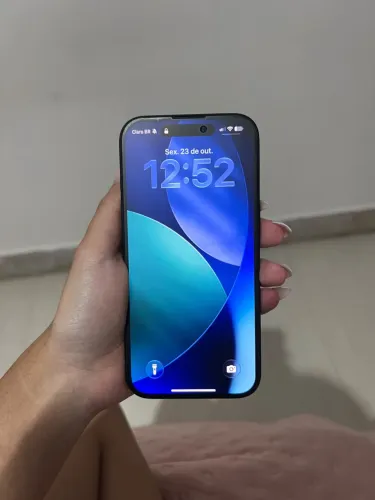 Vendo ou troco em superior com volta . iPhone 16 impecável 