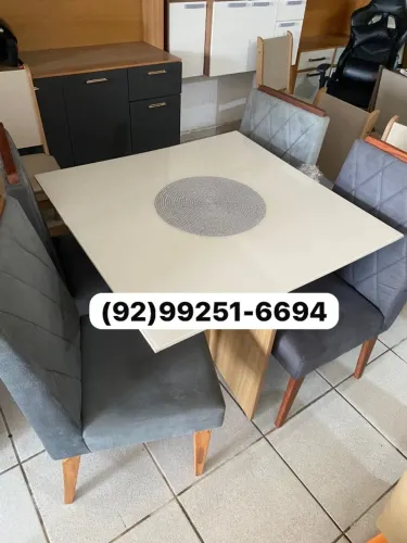Mesa de jantar 4 lugares