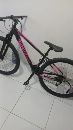 Vendo bicicleta, menos de 2 meses de uso! Nova nova,sem marcas de uso