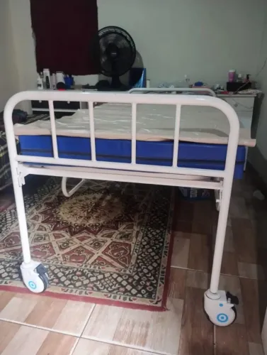 Cama hospitalar completa com colchão pneumático