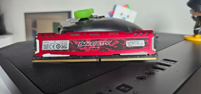 Troco memória DDR4 4GB, por Cartão de memória 128gb
