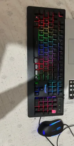 VENDO TECLADO + MOUSE GAMER 