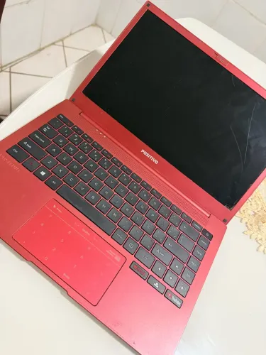 Notebook positivo red Q232b