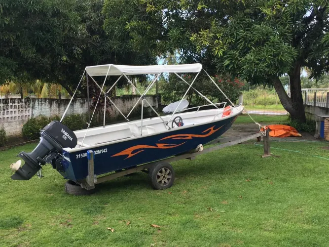 Barco de alumínio Marajó 16 com motor Yamaha 40hp