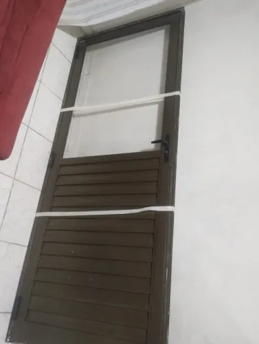 Porta Alumínio /Aceitamos Cartão