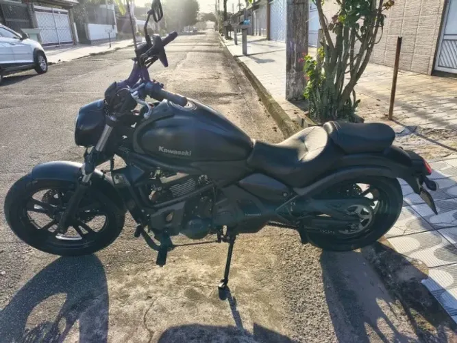 Kawasaki Vulcan 650 S 2024 Preto Fosco, Escapamento Esportivo