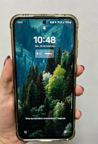 Samsung Galaxy A55 5G 128GB com 8GB de RAM.