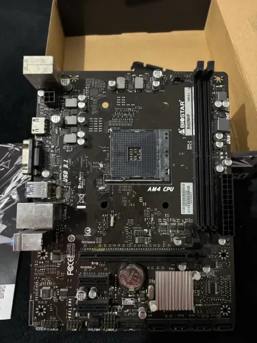 Placa mae b450m biostar am4