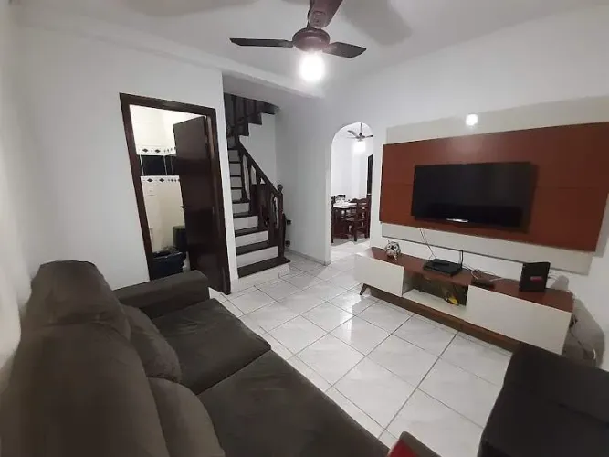 Casa à venda no Aviação em Praia Grande.