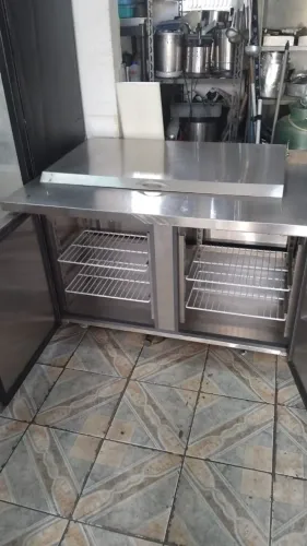 Balcão refrigerado C/codimentadora 1.23x87 220v
