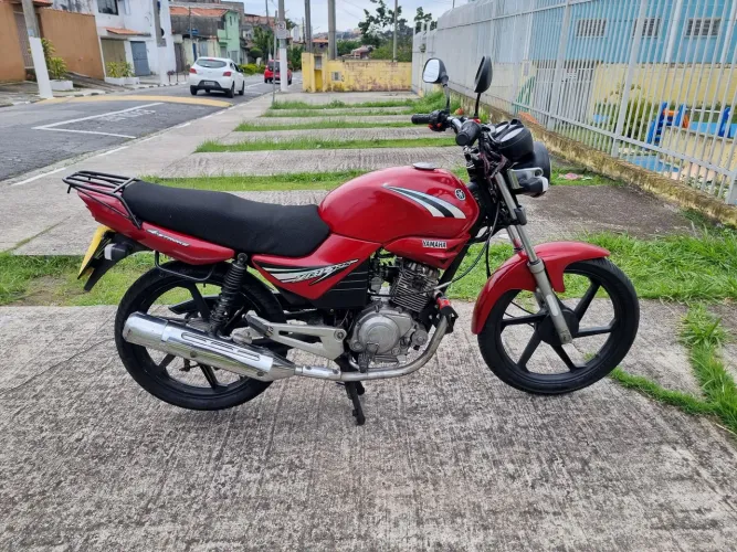 Moto yamaha YBR 125 2008 em ótimo estado 
