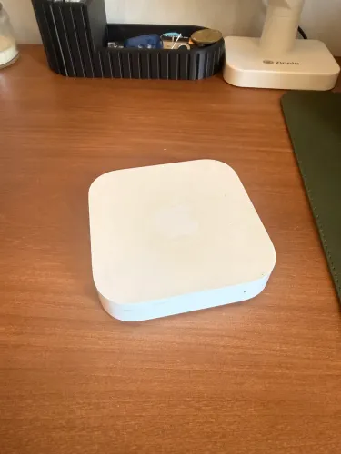 Apple AirPort Express 2ª Geração (Modelo A1392) - AirPlay 2 e Wi-Fi