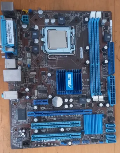 Placa mãe  Asus P5g41t-m Lx2/br 775 Ddr3 com Processador com processador e espelho