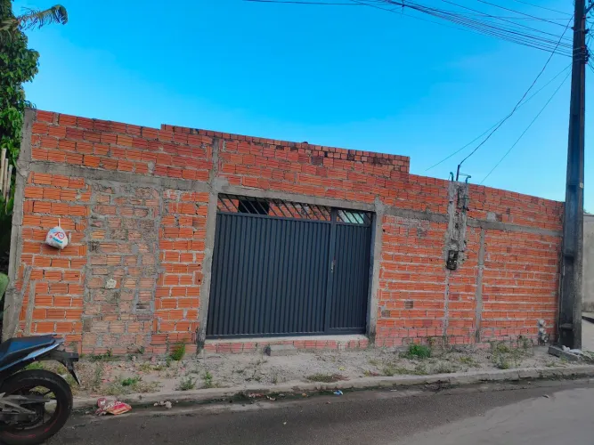 Vendo casa na Vila Esperança 80 mil