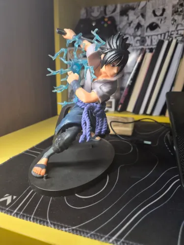 Action Figure Sasuke Uchiha/Naruto Shippuden