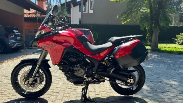 Ducati Multistrada V2 S