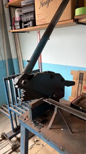 Facão de ferro pra corte de chapas ferros