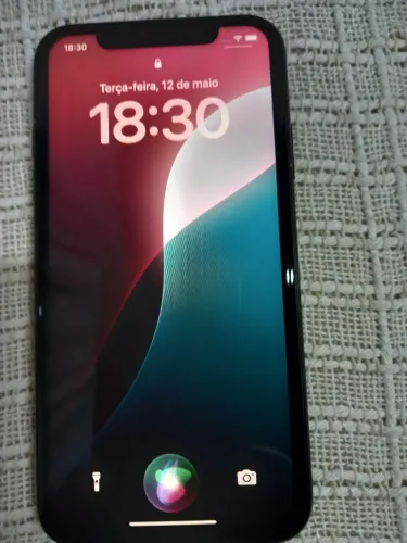 Vendo iPhone XR , 128g, preto , bem conservado.