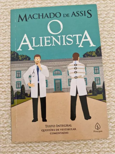 Livro O Alienista - ed. Principis