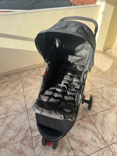 Carrinho de Bebê Cosco Kids - Preto