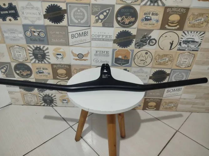 Guidão de carbono 