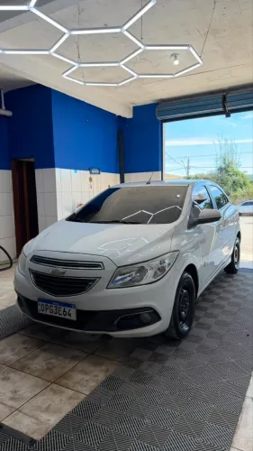 Chevrolet Onix Hatch LT 1.0 8V Flex Power Mec. 4P 2013