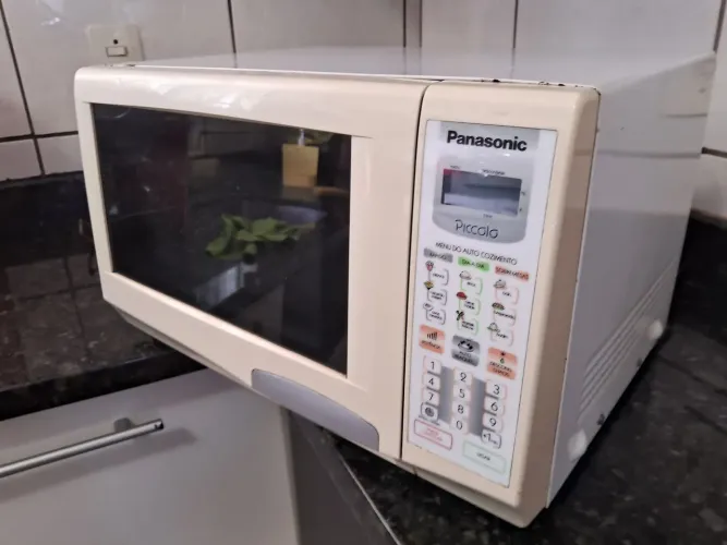 MICROONDAS PANASONIC 20 L ENTREGA INCLUÍDA