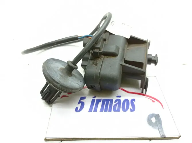 Motor Trava Portinhola Vw Tiguan 2.0 2011 / 2012 5n0810773d