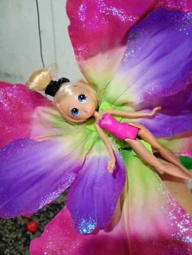 2 Barbie Polegarzinhas 