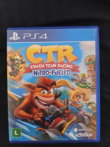 Crash corrida team racing