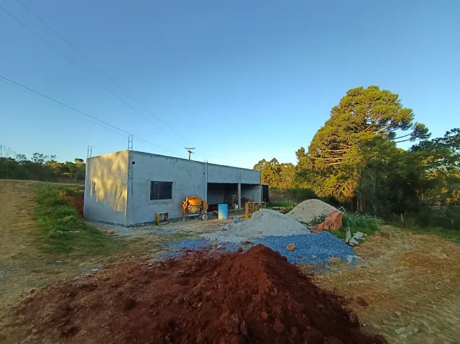 Chácara em contenda - Casa nova 