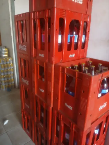 Vasilhames de refrigerante retornável 1l