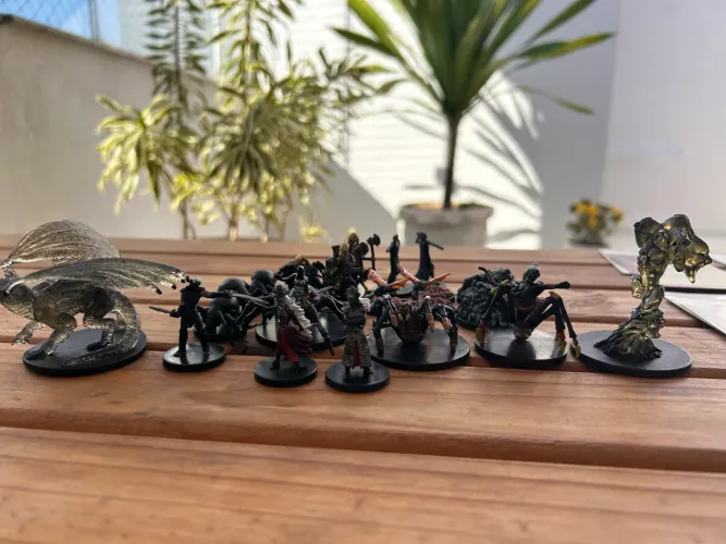 Vendo Coleção Dungeons and Dragons Miniaturas - D&D