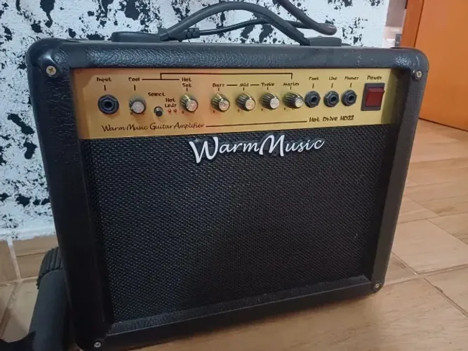 Cubo Para Guitarra Warm Music Hotdrive Hd22 Cod 023 (Usado)