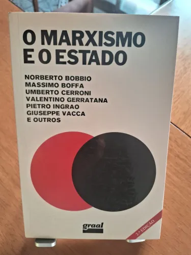 Norberto Bobbio e outros - O Marxismo e o Estado - livro usado em ótimo estado