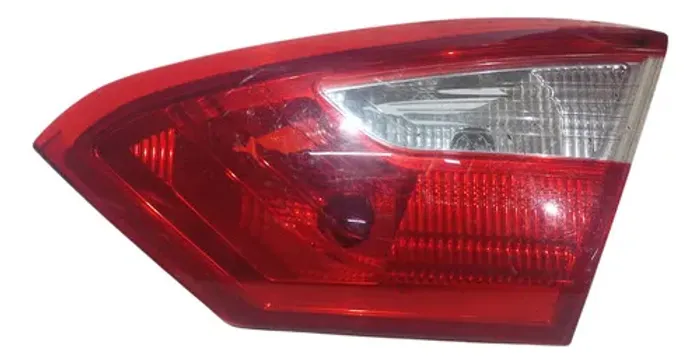 Lanterna Traseira Direita Focus Sedan 2014 A 2015 (mala) Direito/passageiro Vermelho