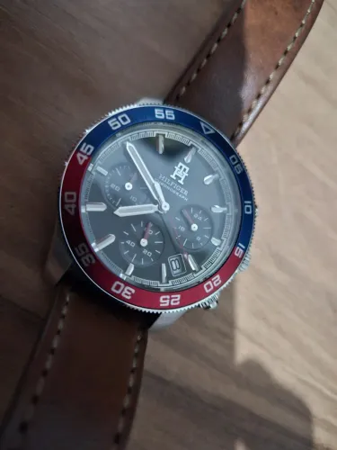 Relógio Tommy Hilfiger Masculino Couro Marrom 1792166