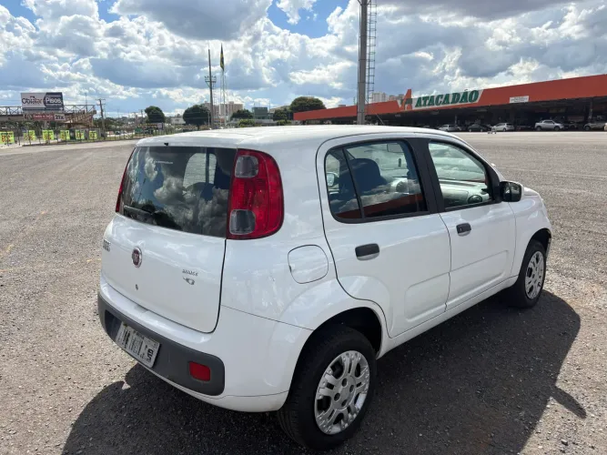 Fiat Uno Vivace/rua 1.0 EVO Fire Flex 8V 5P 2016