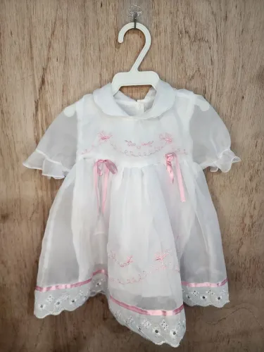 Vestido branco bebê veste até M até 6 meses 