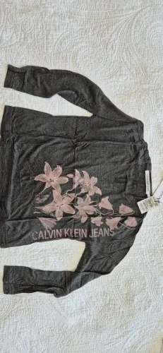 Blusa CK nova