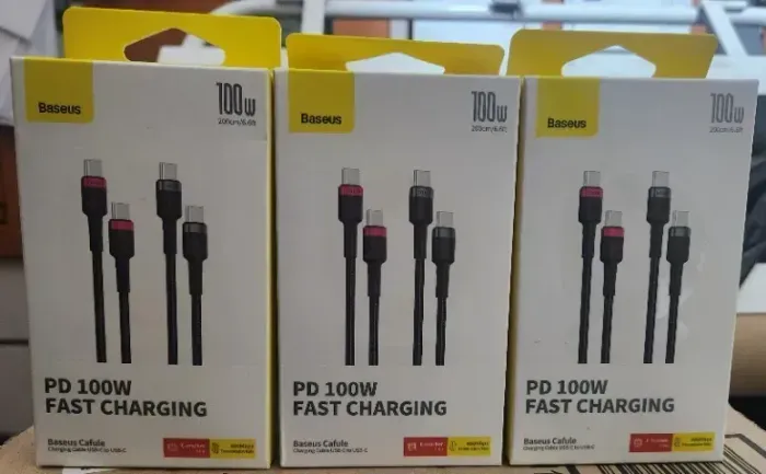 Kit com 2 cabos USB-C para USB C Baseus 100w / 5 amperes / 2 metros cada cabo