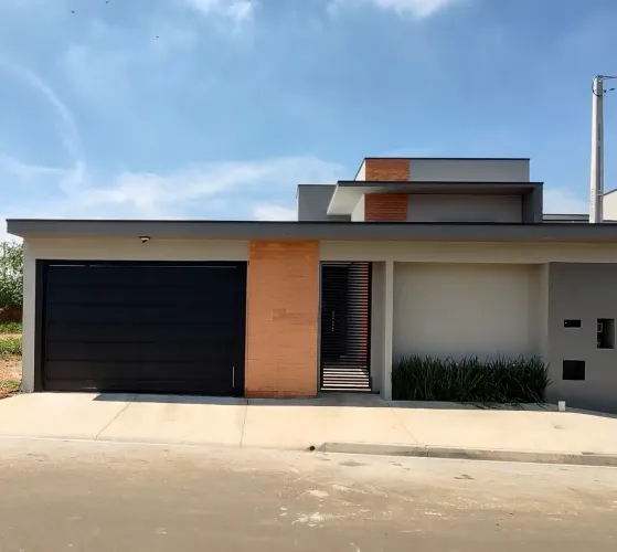 Casa com 2 dormitórios à venda, 150m² por R$ 790.000 Città Bellucci Cerquilho/SP