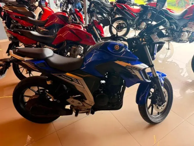 YAMAHA FZ25 FAZER 2023