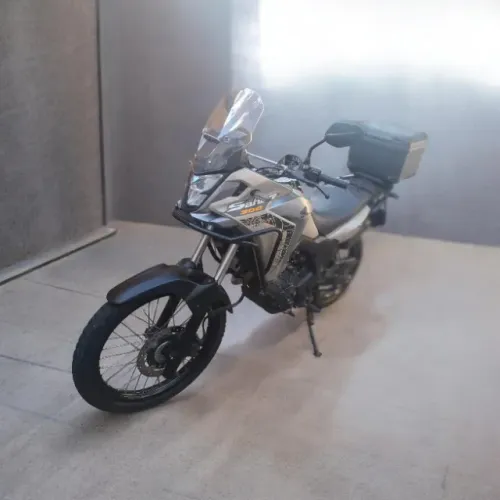 XRE Shara 300 adv