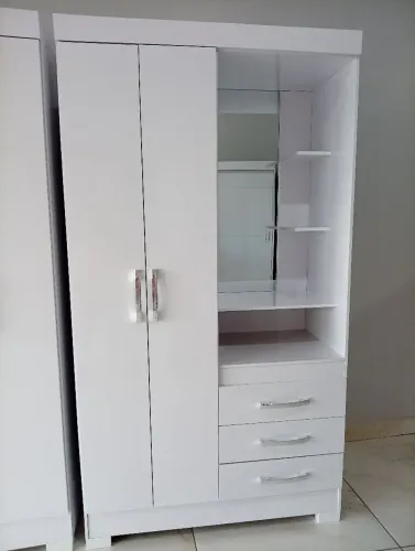 guarda roupa solteiro com espelho 