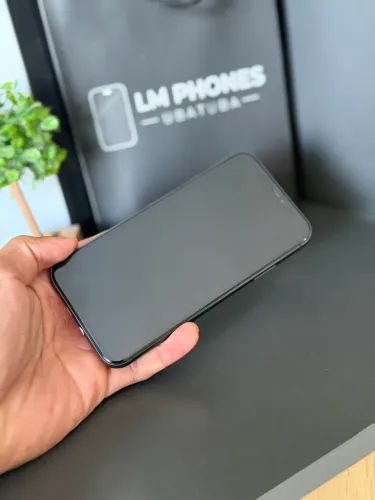 IPhone 11 64gb preto