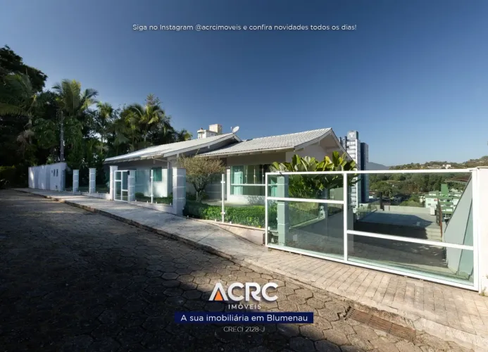 ACRC Imóveis - CA03924 - Casa de Alto Padrão Para Venda no Bairro Água Verde em Blumenau