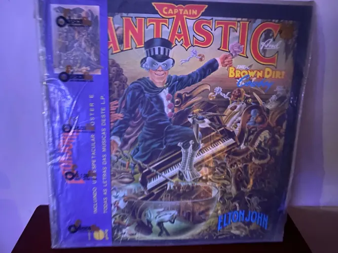 Vinil Elton Jhon Capitain Fantástico