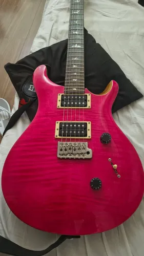 PRS SE Custom 24 - Bonnie Pink (Rara / Estado de Nova)