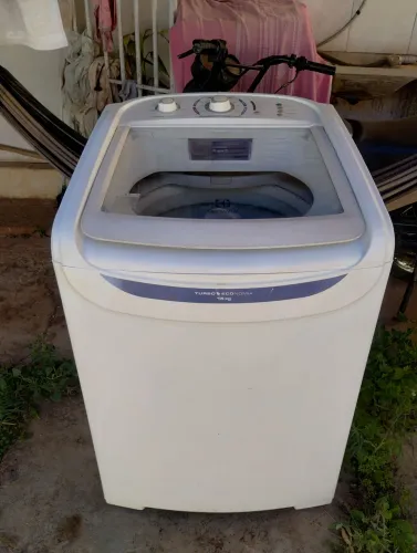 Máquina 15 kilos funcionando perfeitamente